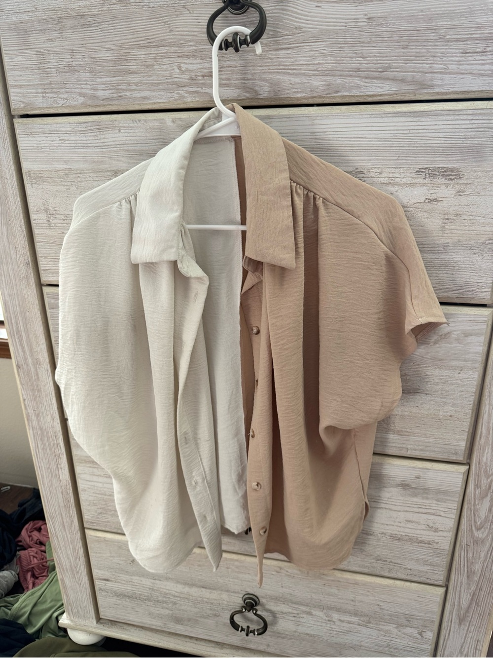 SHEIN Two-Tone Short-Sleeve Button-Up Shirt in Cream and Beige